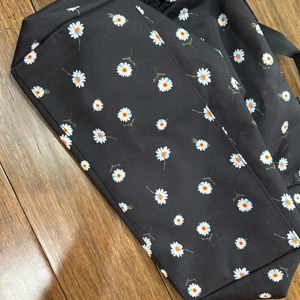 Alice + Olivia Black Floral Duffle Bag and Hat Set